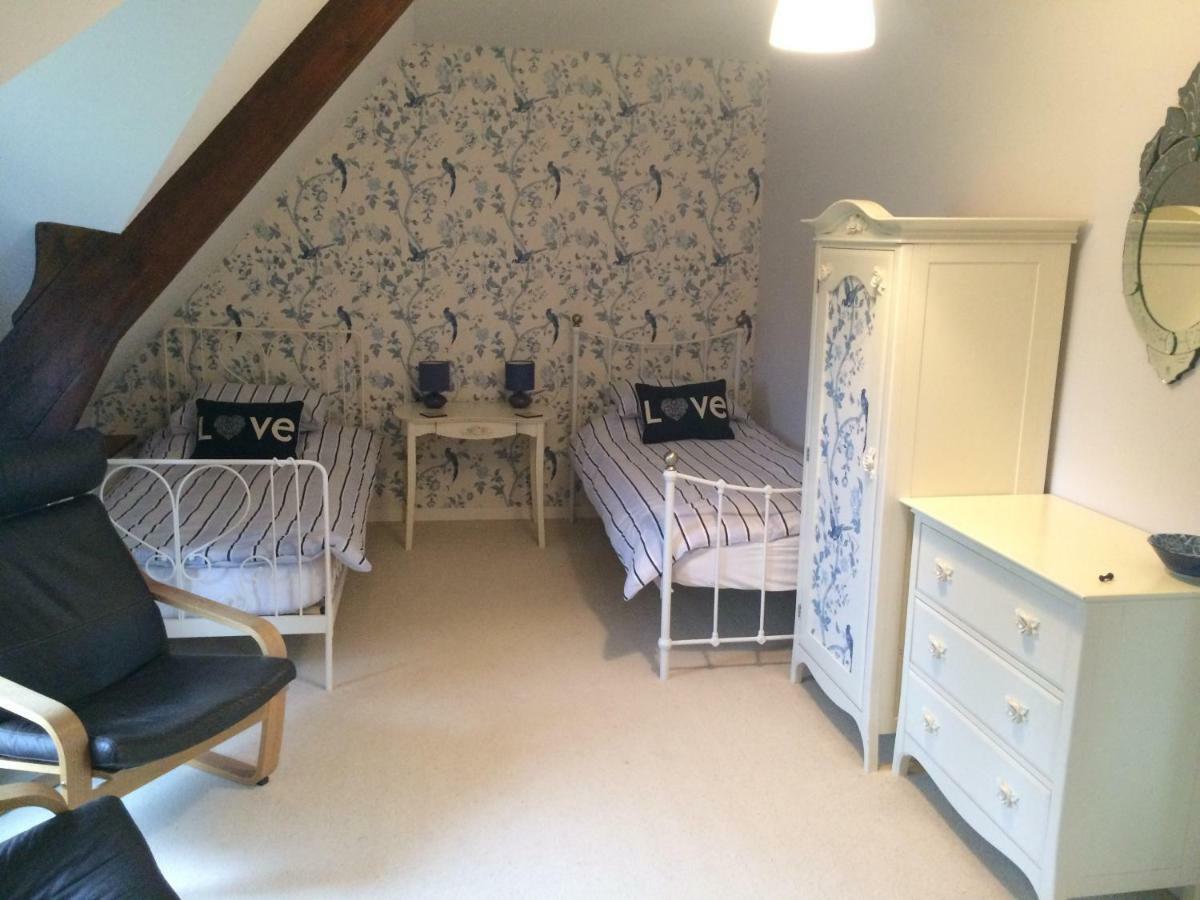 ヴィルデュ・レ・ポエル La Crepelliere Bed & Breakfast エクステリア 写真
